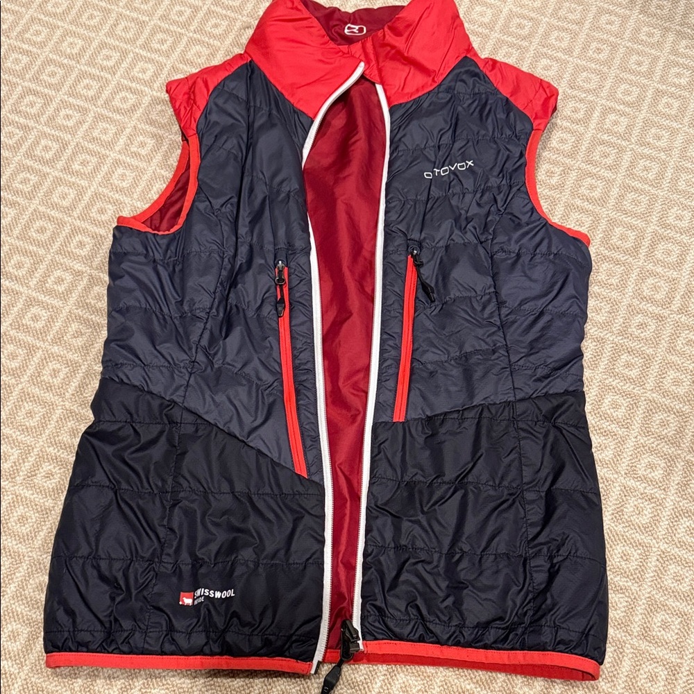 Ortovox Women's Red and Black Outdoor Vest
